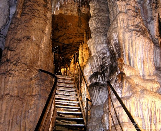 Большая Азишская пещера на wikipoints.ru