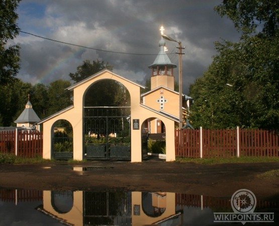Храм во имя святых апостолов Петра и Павла на wikipoints.ru