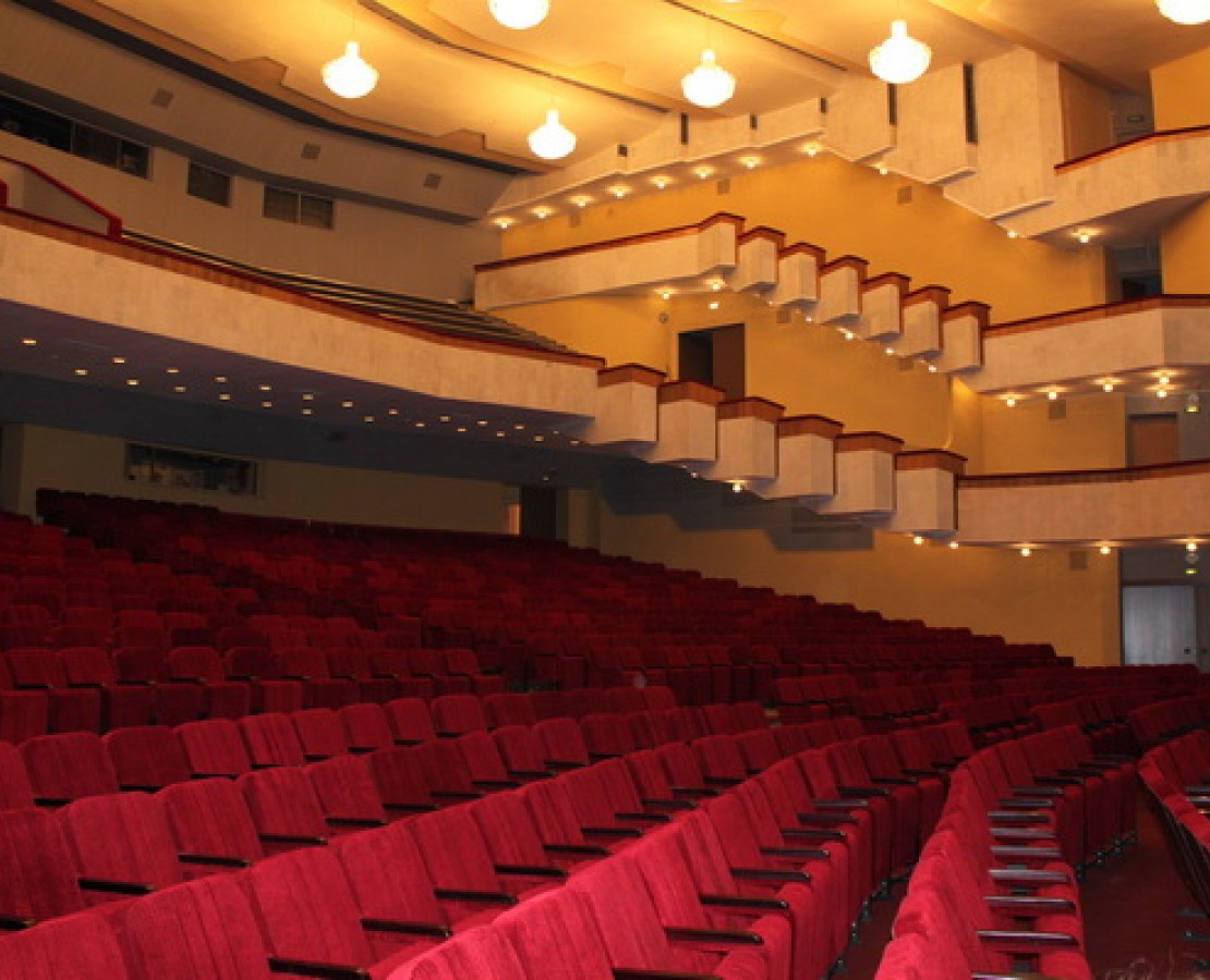 Театр музыкальной комедии фото зала с местами