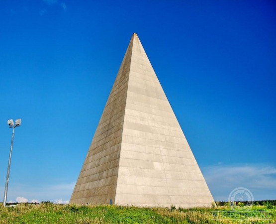 Пирамида Голода на wikipoints.ru
