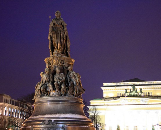 Памятник Екатерине II на wikipoints.ru