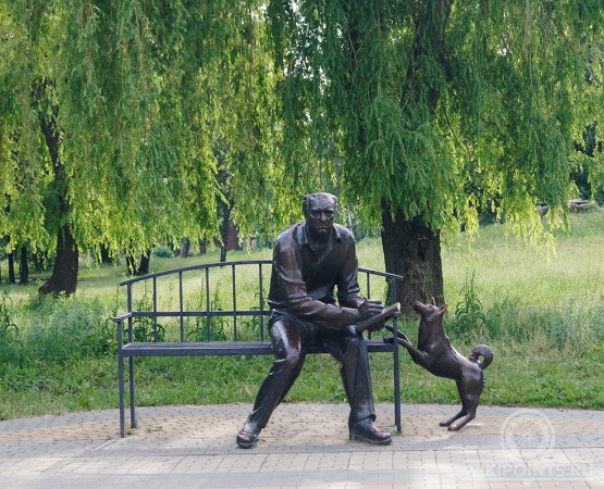 Памятник Краеведу на wikipoints.ru