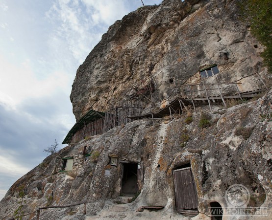 Пещерный монастырь Шулдан на wikipoints.ru