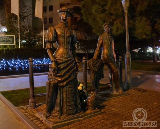 Памятник Антон Чехов и дама с собачкой на wikipoints.ru