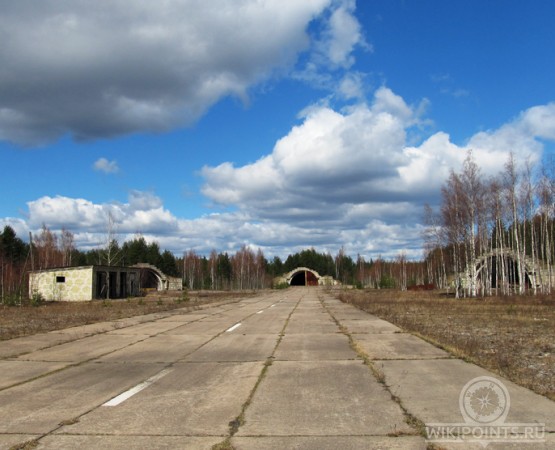 Заброшенный аэродром на wikipoints.ru