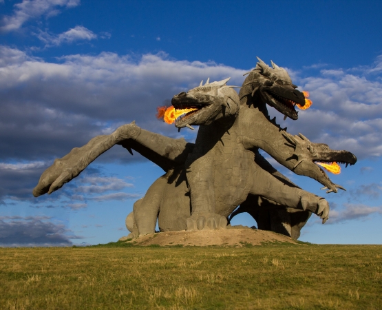 Скульптура Змей Горыныч на wikipoints.ru