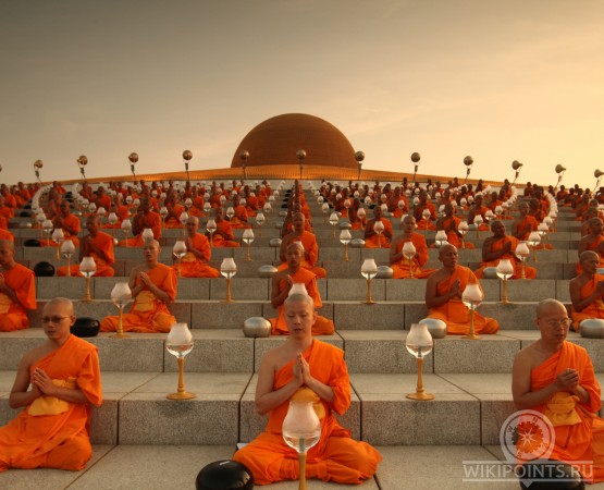 Буддистский храм Wat Phra Dhammakaya на wikipoints.ru