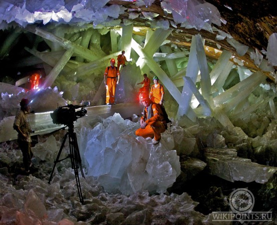 Кристальная пещера гигантов на wikipoints.ru