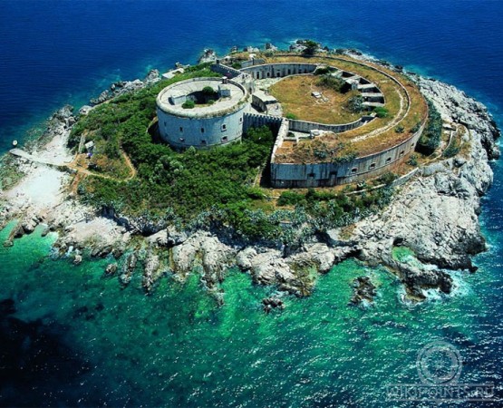 Остров-крепость Мамула на wikipoints.ru