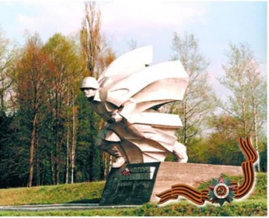 Памятник Петру Барбашову на wikipoints.ru