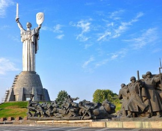 Монумент Родина-мать на wikipoints.ru