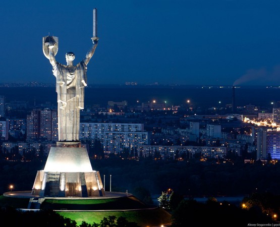 Монумент Родина-мать на wikipoints.ru
