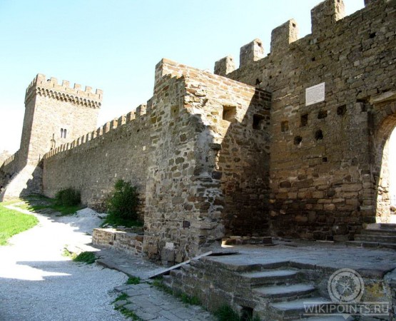 Генуэзская крепость на wikipoints.ru