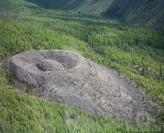 Патомский кратер на wikipoints.ru